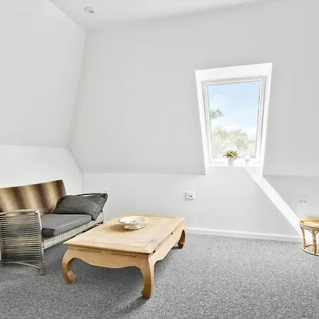 Fy283-broby-sandholtvej-45 بيت للعطل *