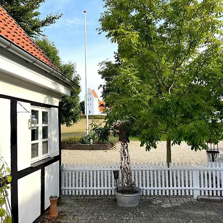 Fy283-broby-sandholtvej-45 بيت للعطل